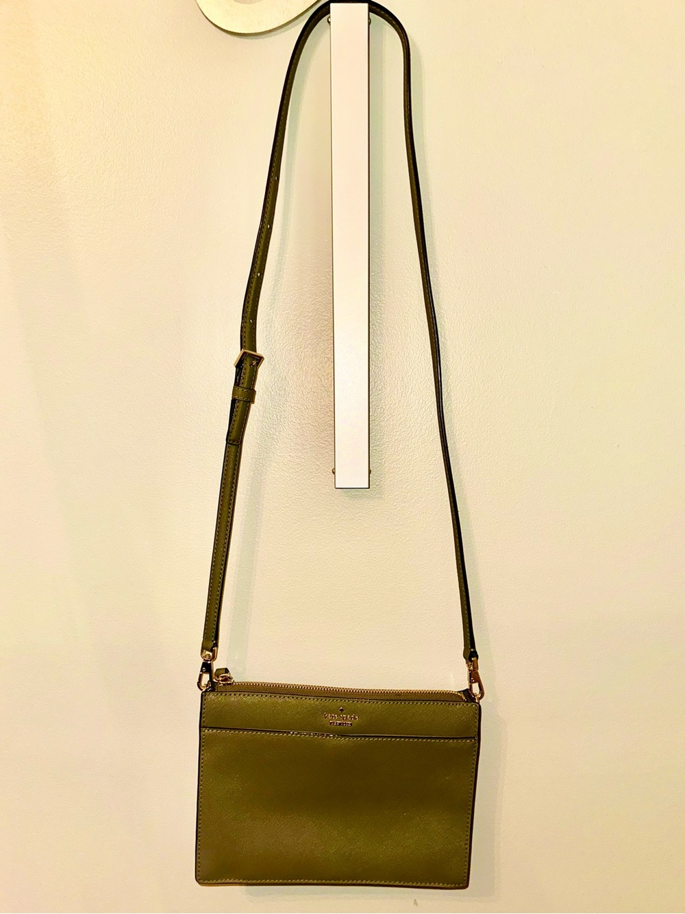 Kate Spade Cameron Street Clarise Olive Green Saffiano Leather Crossbody - Picture 3 of 8